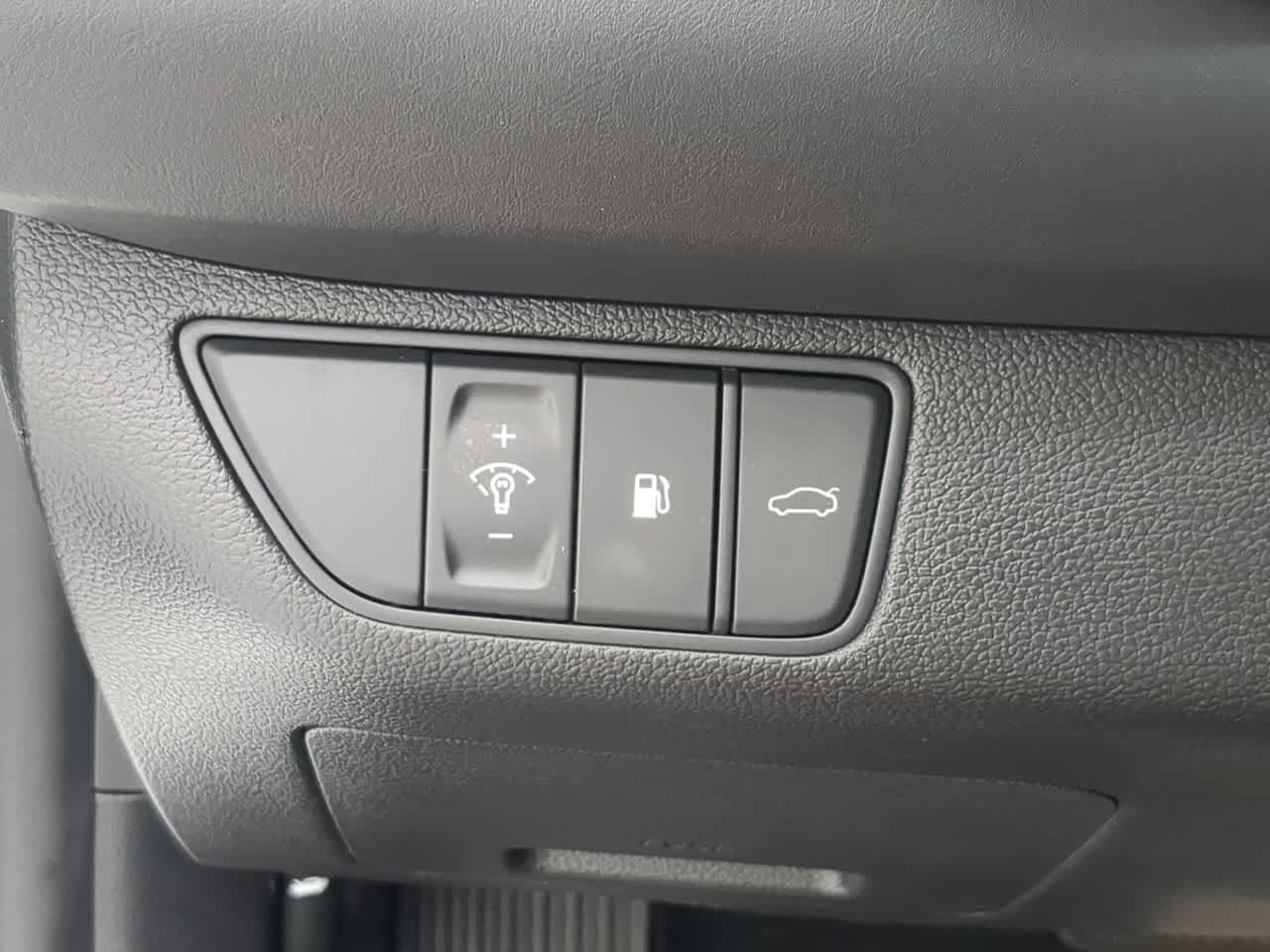 Thumbnail: 2022 Genesis G70 - 38