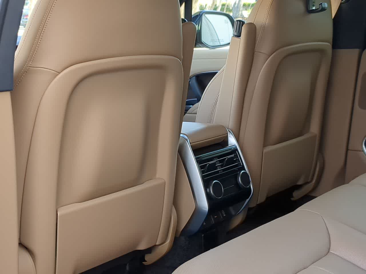 Thumbnail: 2026 Land Rover Range Rover - 19