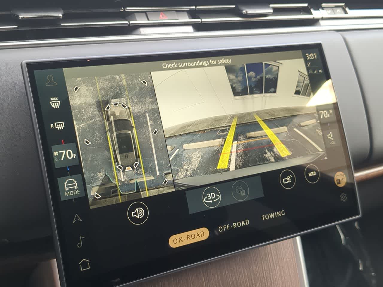 Thumbnail: 2024 Land Rover Range Rover - 31