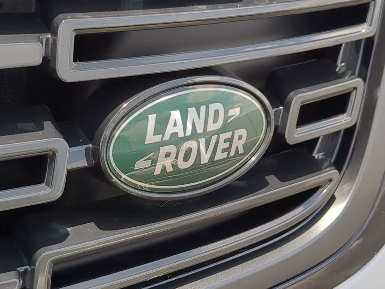 Thumbnail: 2026 Land Rover Range Rover Velar - 11