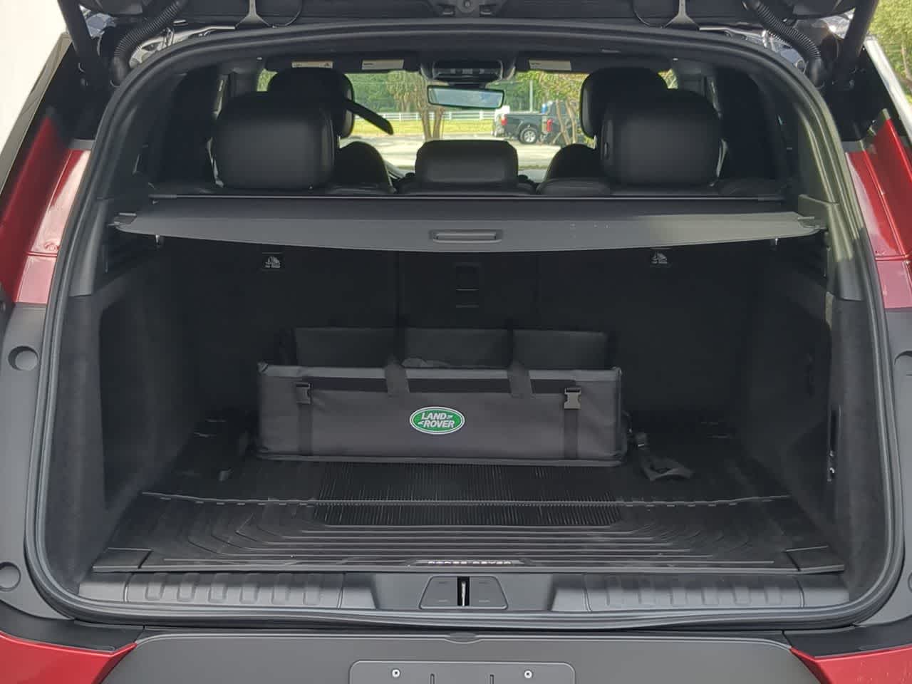 Thumbnail: 2026 Land Rover Range Rover Sport - 37