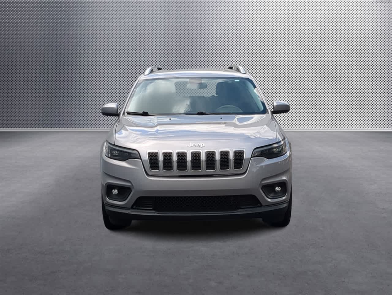 Thumbnail: 2019 Jeep Cherokee - 3