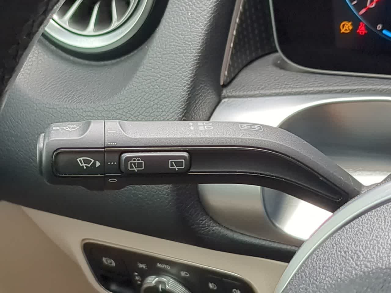 Thumbnail: 2020 Mercedes-Benz GLB - 28