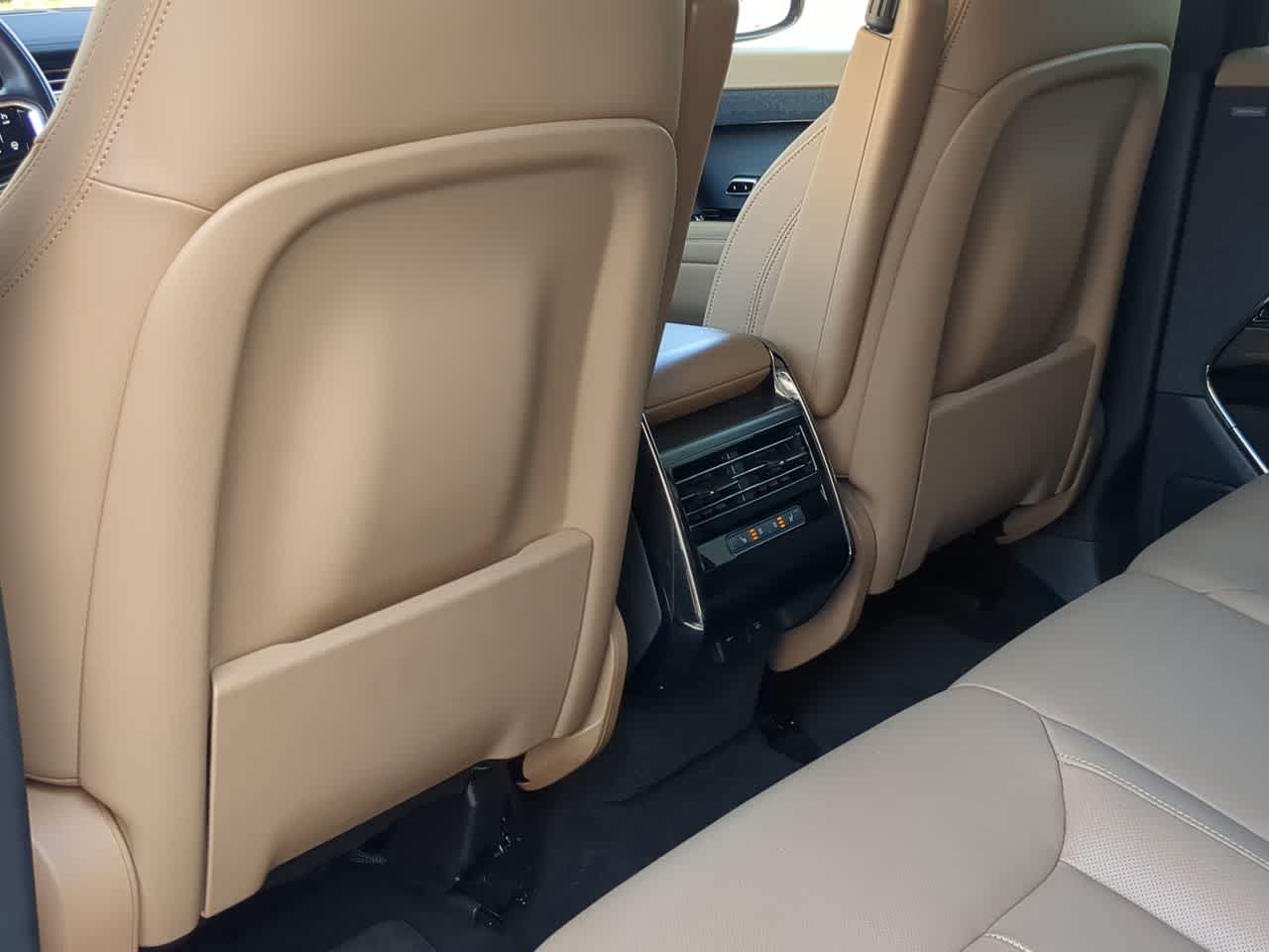 Thumbnail: 2025 Land Rover Range Rover Sport - 19