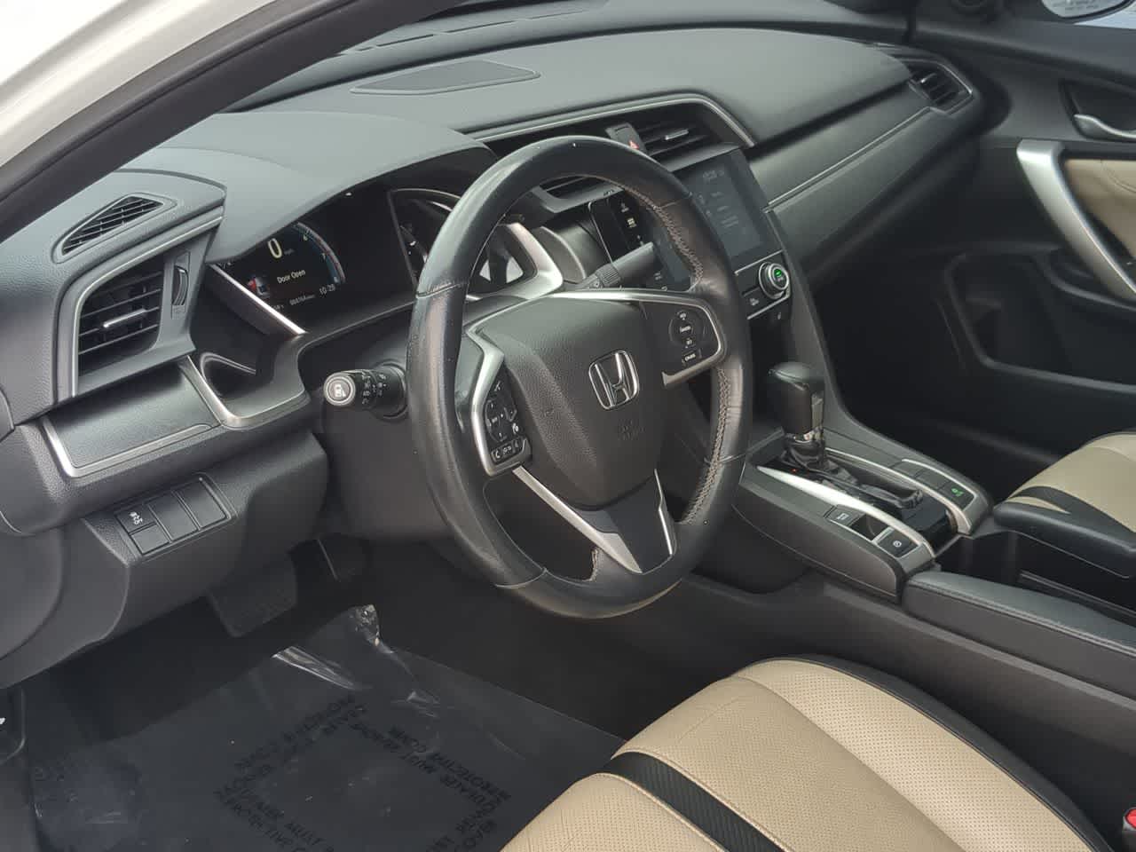 Thumbnail: 2017 Honda Civic - 10