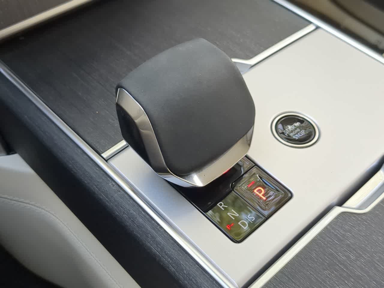 Thumbnail: 2024 Land Rover Range Rover - 33