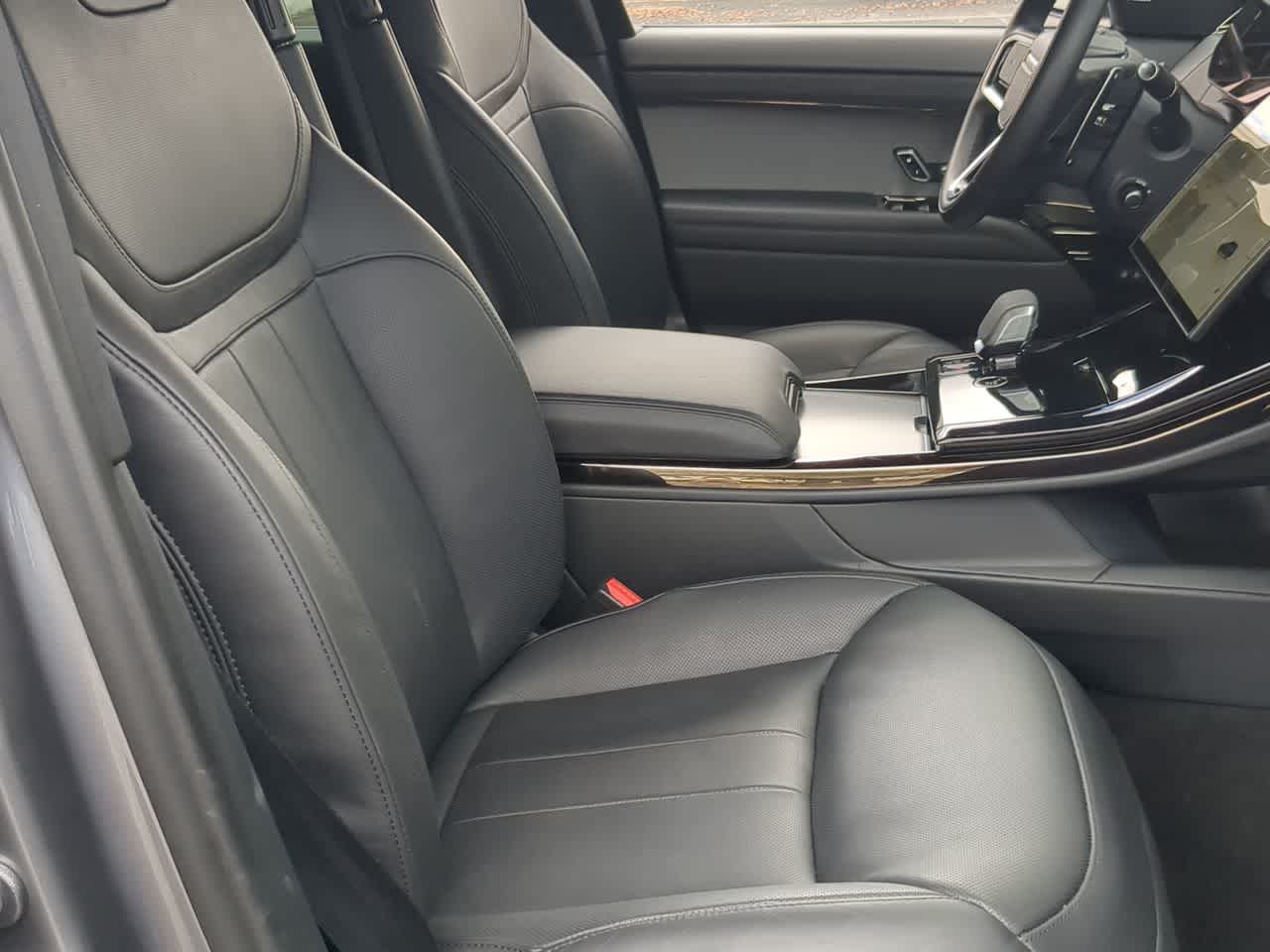 Thumbnail: 2025 Land Rover Range Rover Sport - 23