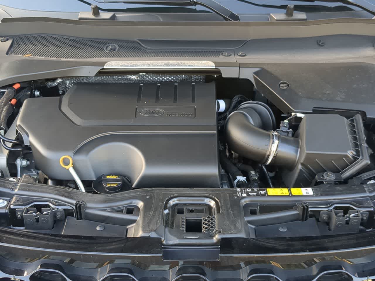 Thumbnail: 2025 Land Rover Discovery Sport - 14