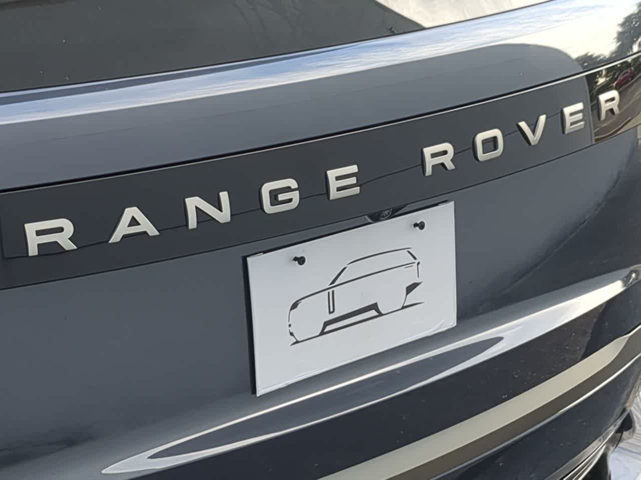 Thumbnail: 2026 Land Rover Range Rover - 13