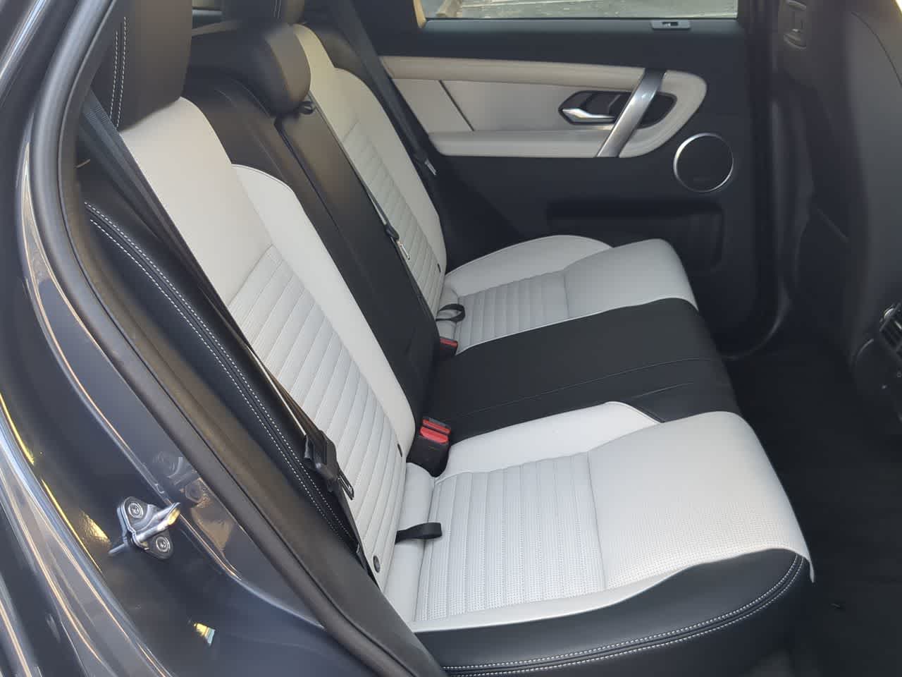 Thumbnail: 2026 Land Rover Discovery Sport - 21