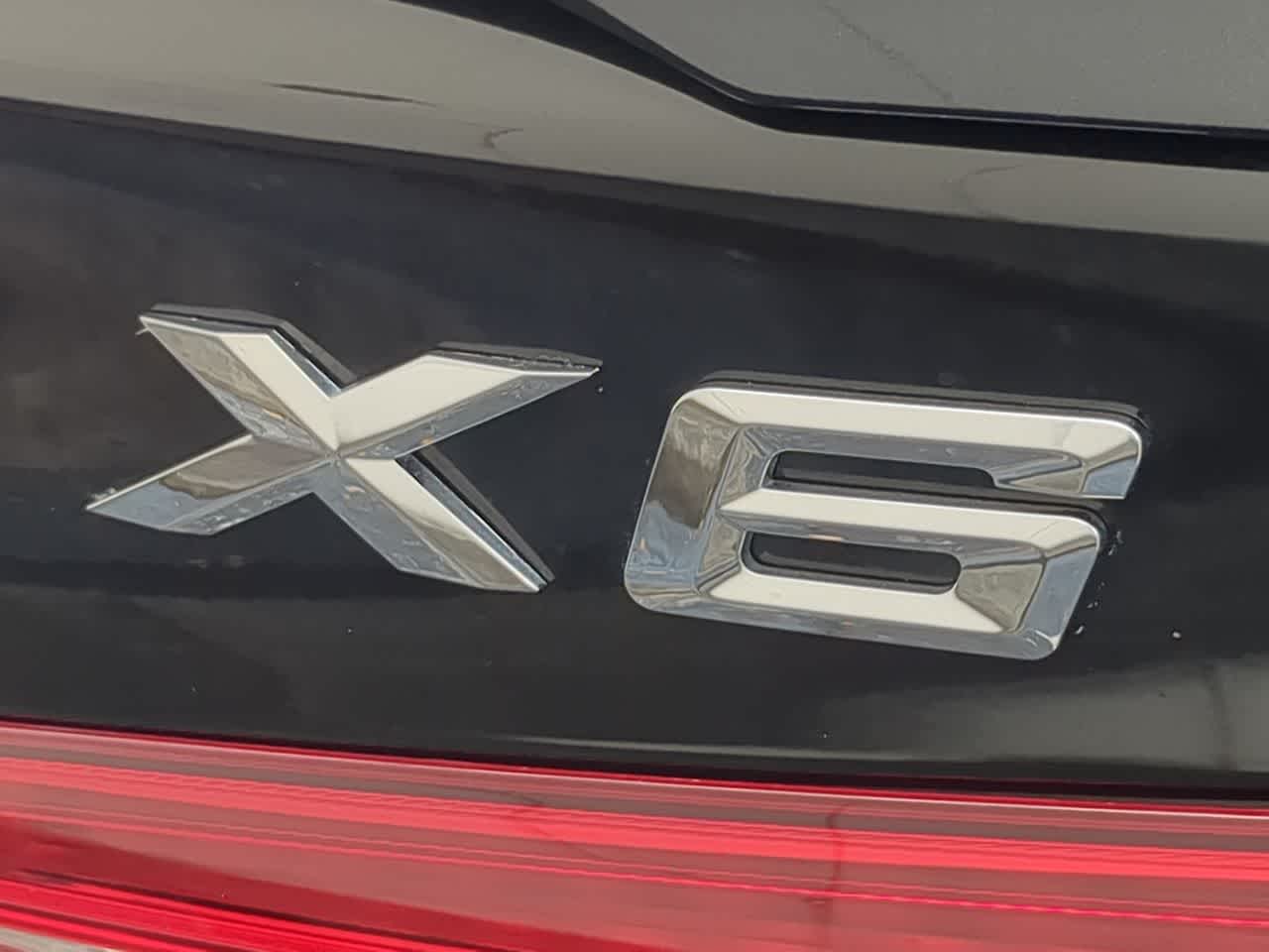 Thumbnail: 2016 BMW X6 - 13