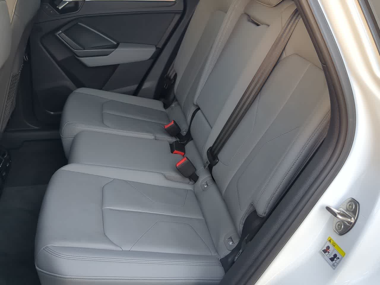 Thumbnail: 2022 Audi Q3 - 19