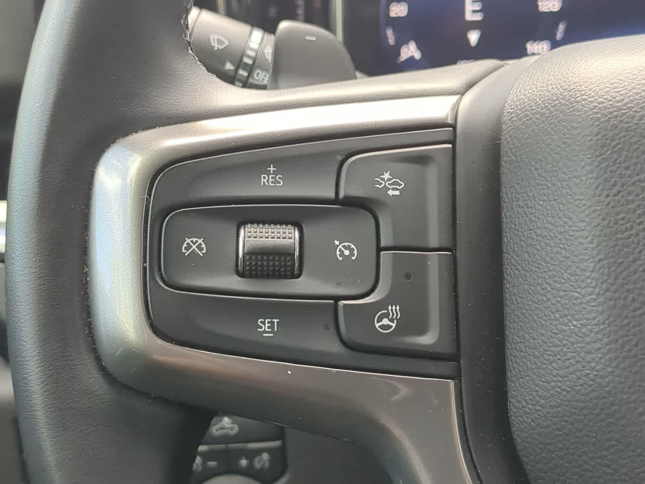 Thumbnail: 2025 Chevrolet Silverado 1500 - 22