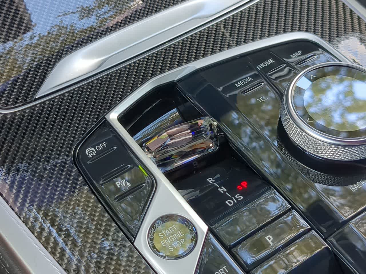 Thumbnail: 2023 BMW M6 - 35