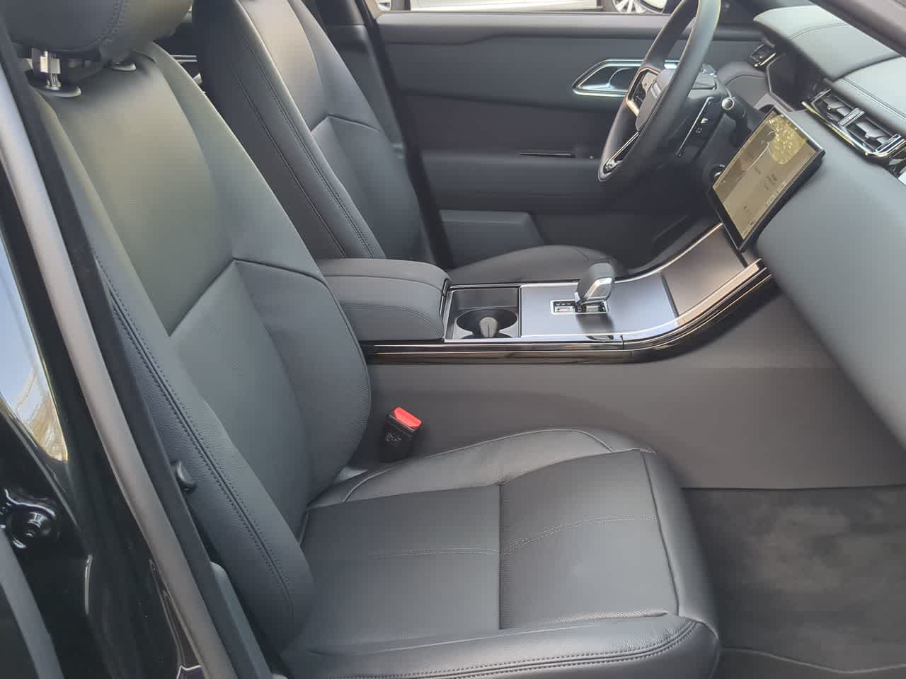 Thumbnail: 2026 Land Rover Range Rover Velar - 24