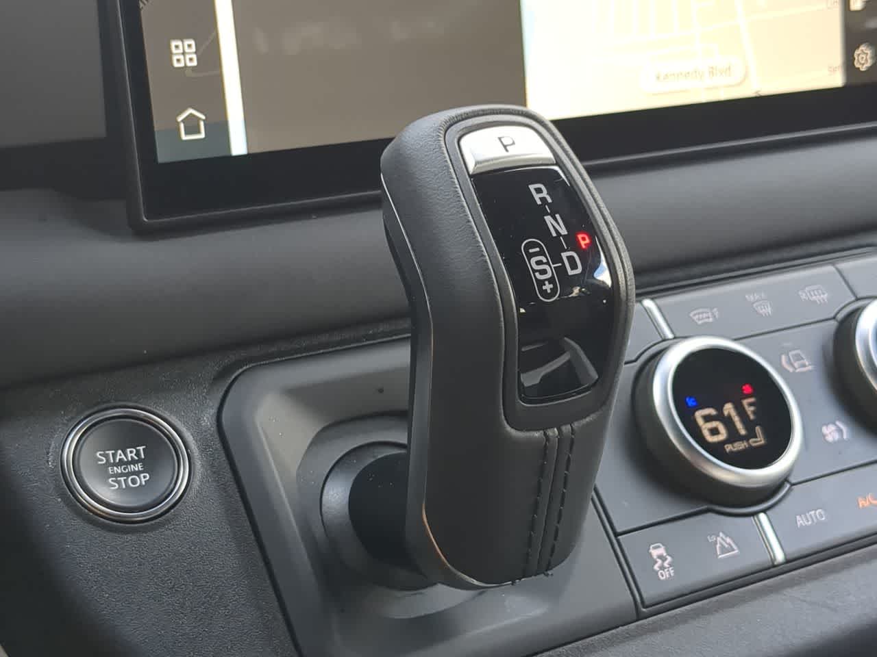 Thumbnail: 2025 Land Rover Defender - 34