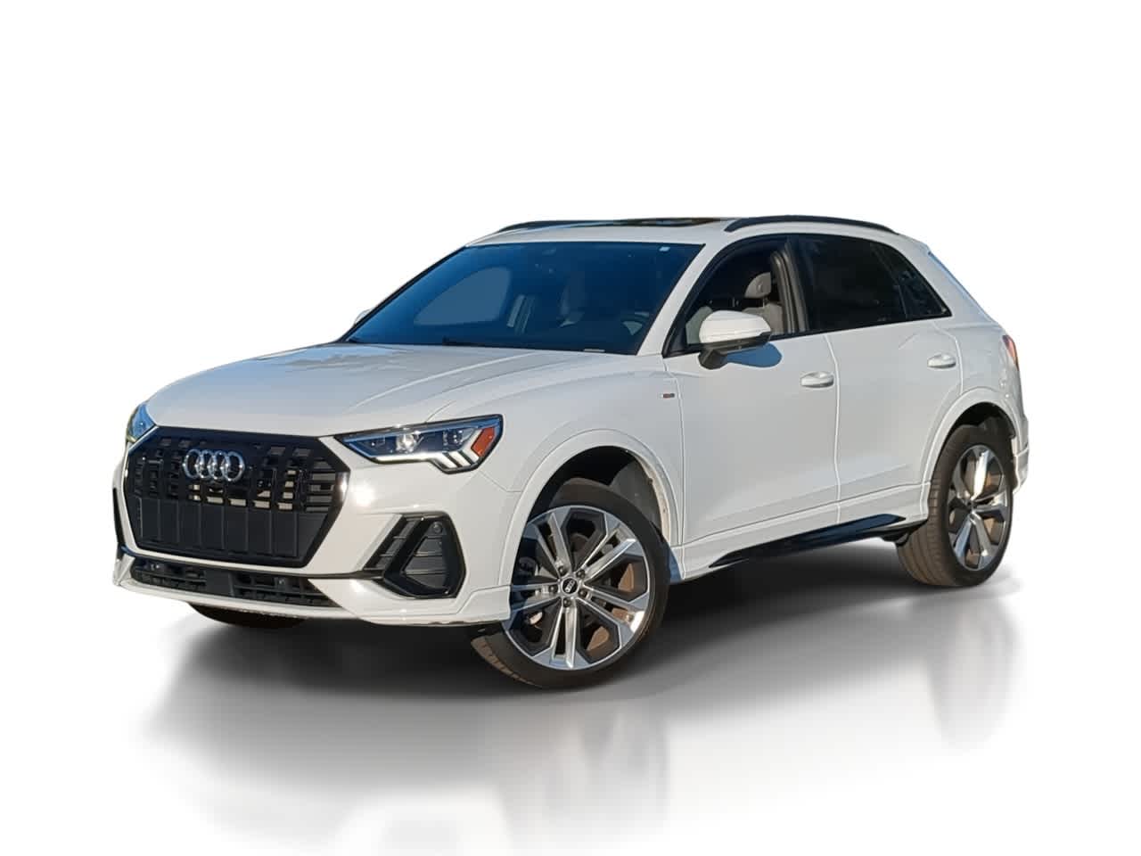 Thumbnail: 2022 Audi Q3 - 1