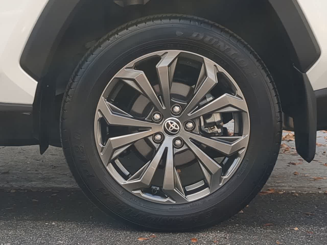 Thumbnail: 2024 Toyota RAV4 - 14