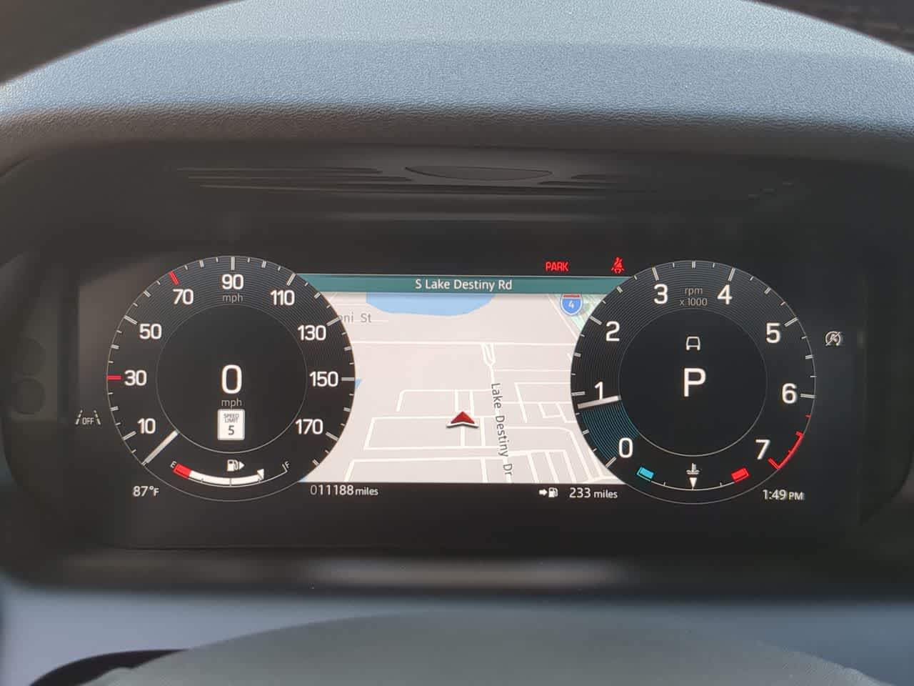 Thumbnail: 2025 Land Rover Discovery Sport - 35