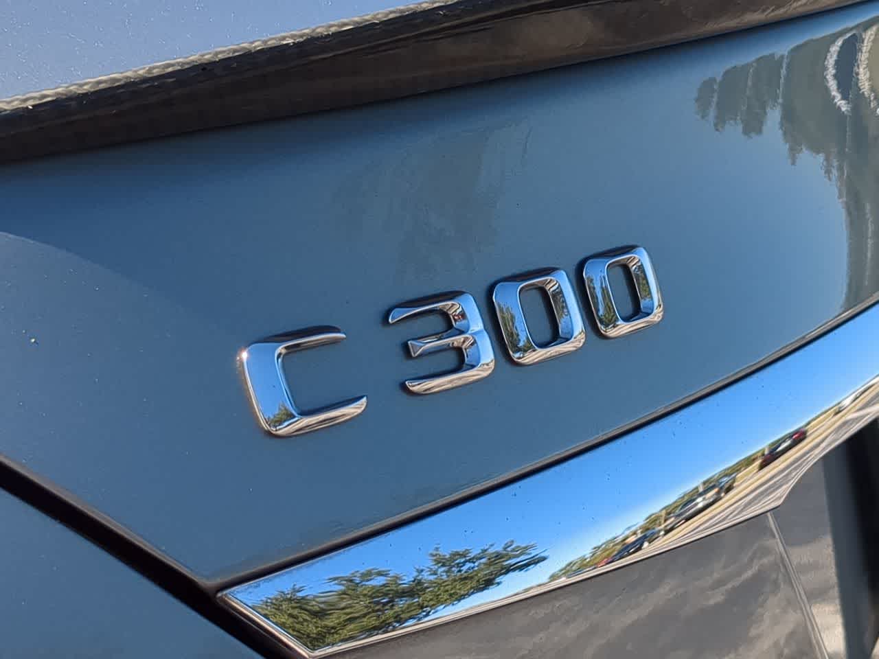 Thumbnail: 2015 Mercedes-Benz C-Class - 12