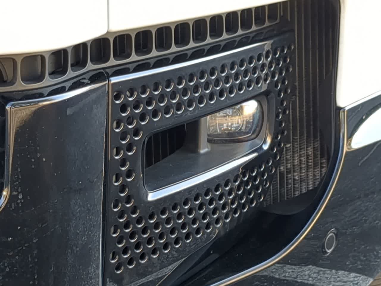 Thumbnail: 2024 Land Rover Defender - 11