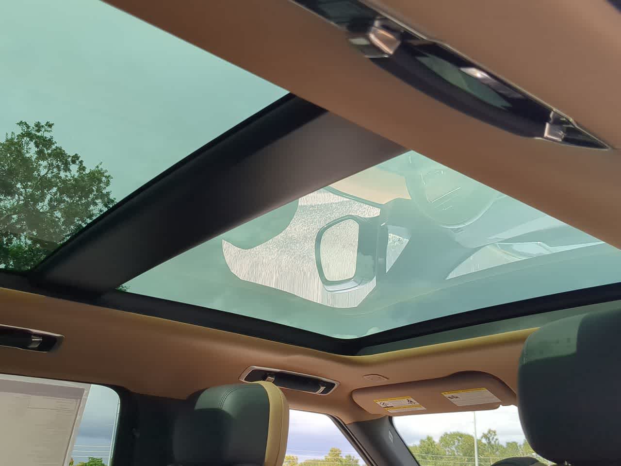 Thumbnail: 2025 Land Rover Range Rover Sport - 23