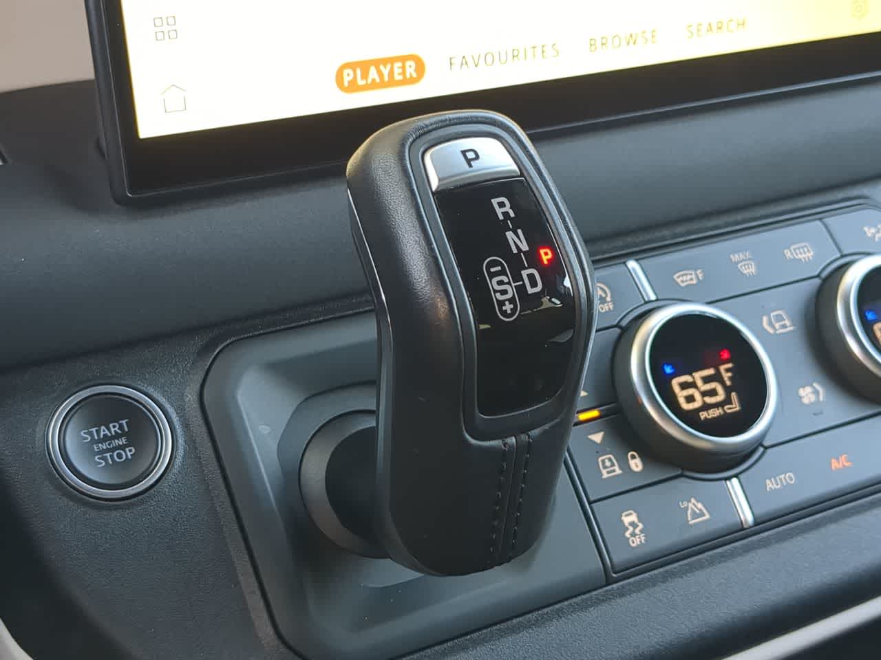 Thumbnail: 2022 Land Rover Defender - 35