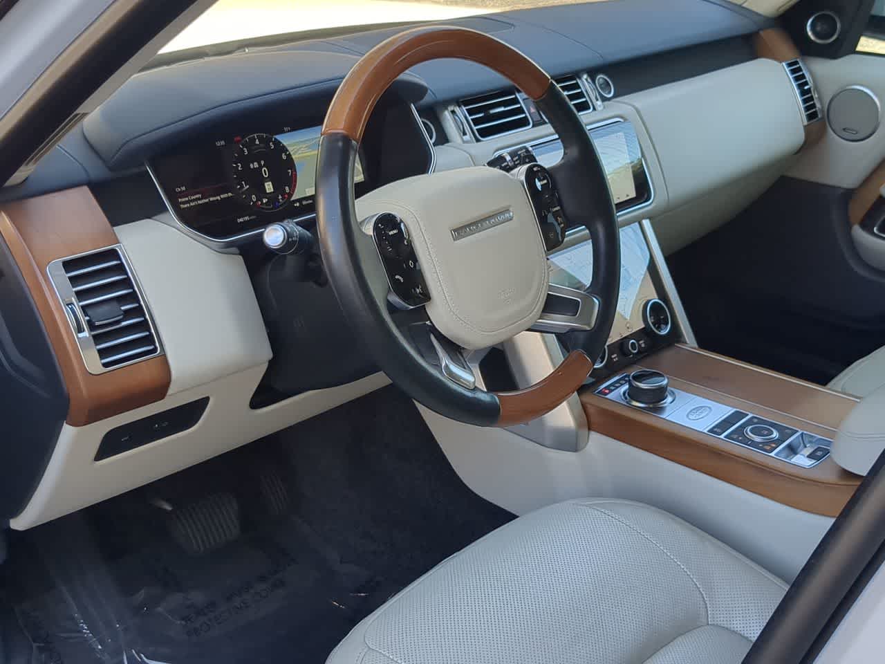 Thumbnail: 2020 Land Rover Range Rover - 10