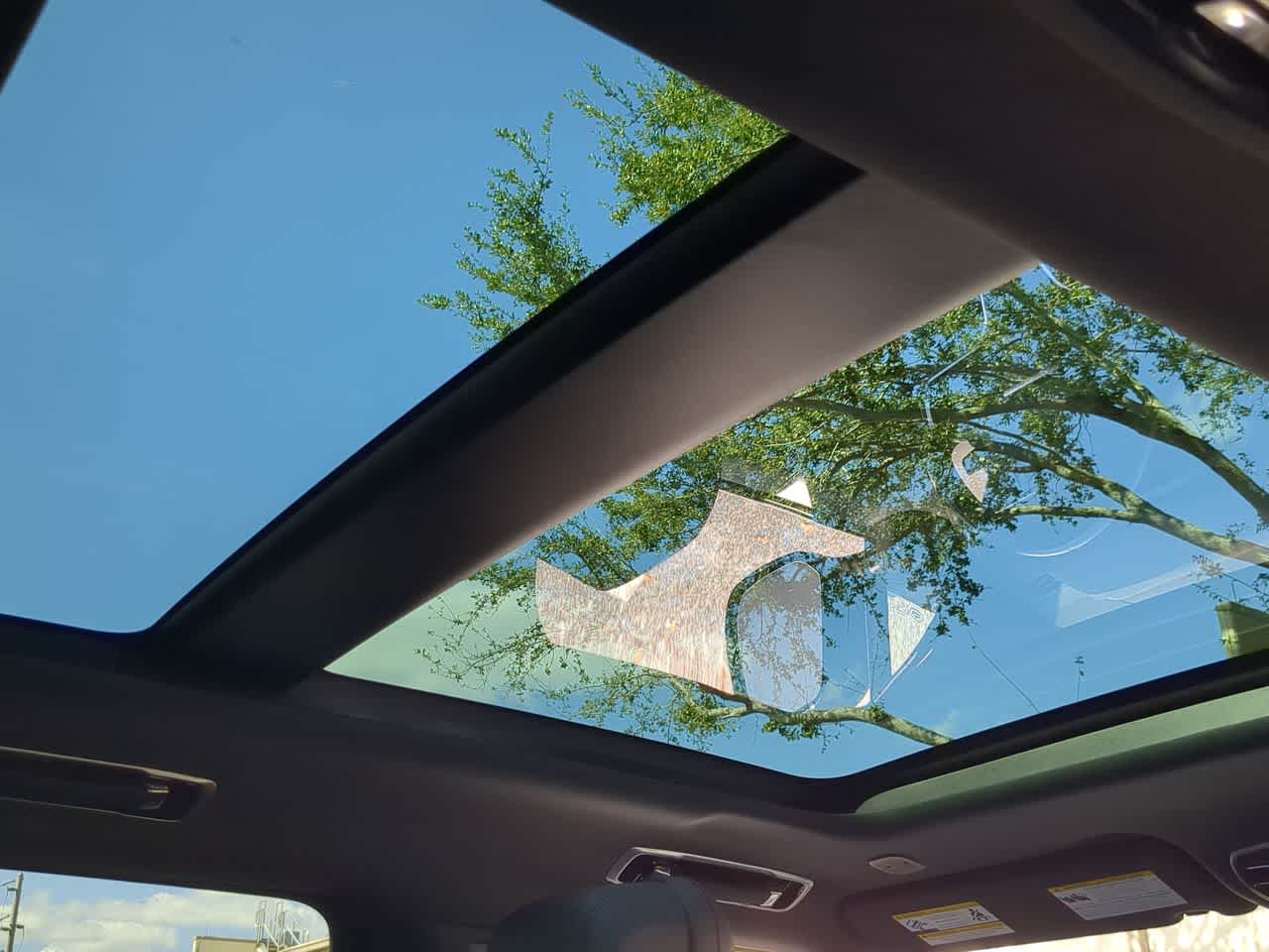 Thumbnail: 2025 Land Rover Range Rover Sport - 23