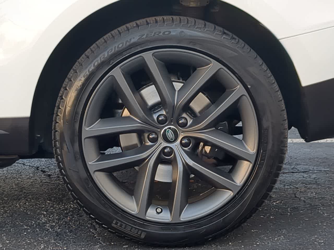 Thumbnail: 2023 Land Rover Range Rover Sport - 13