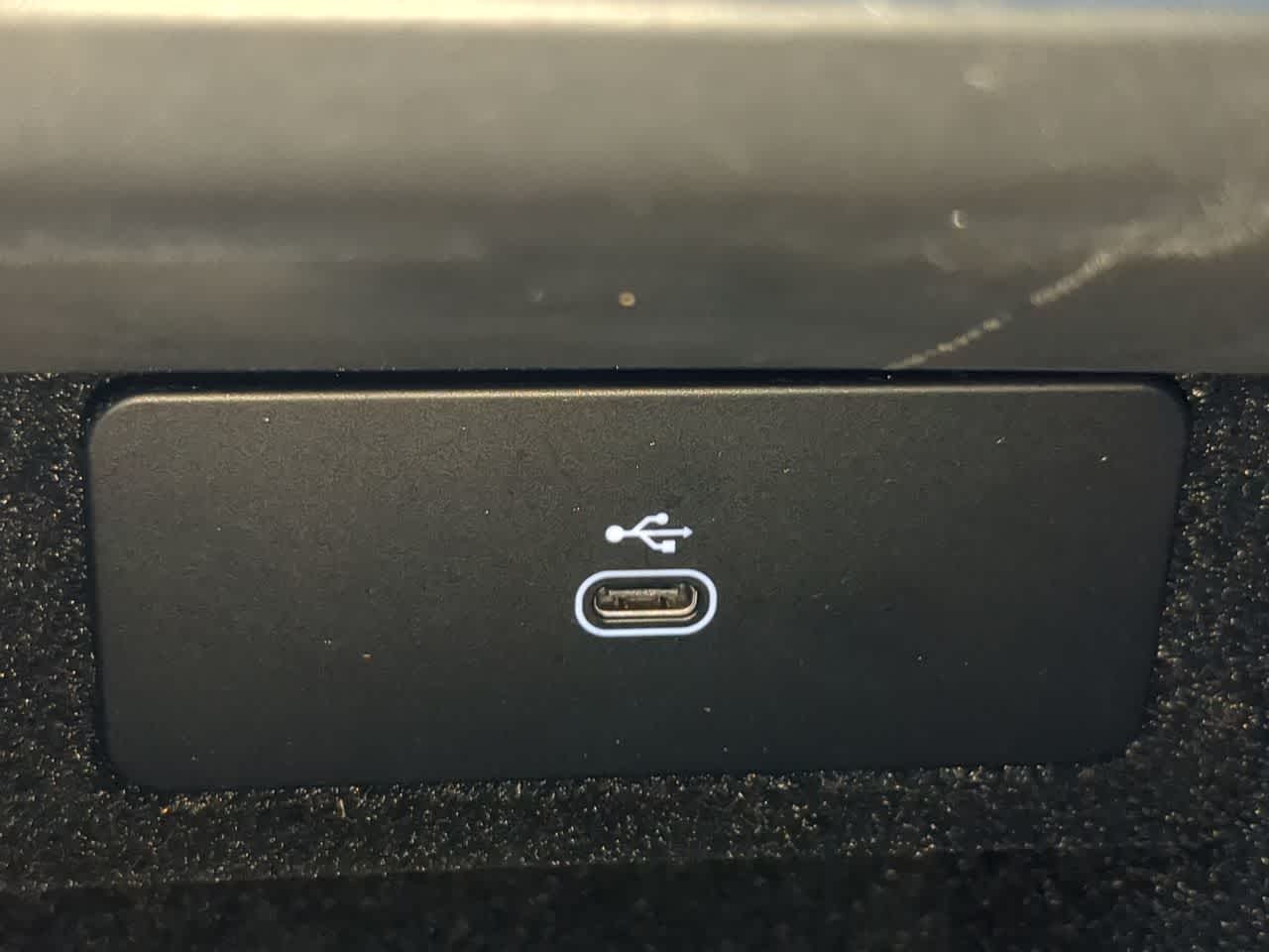 Thumbnail: 2025 Land Rover Range Rover - 34