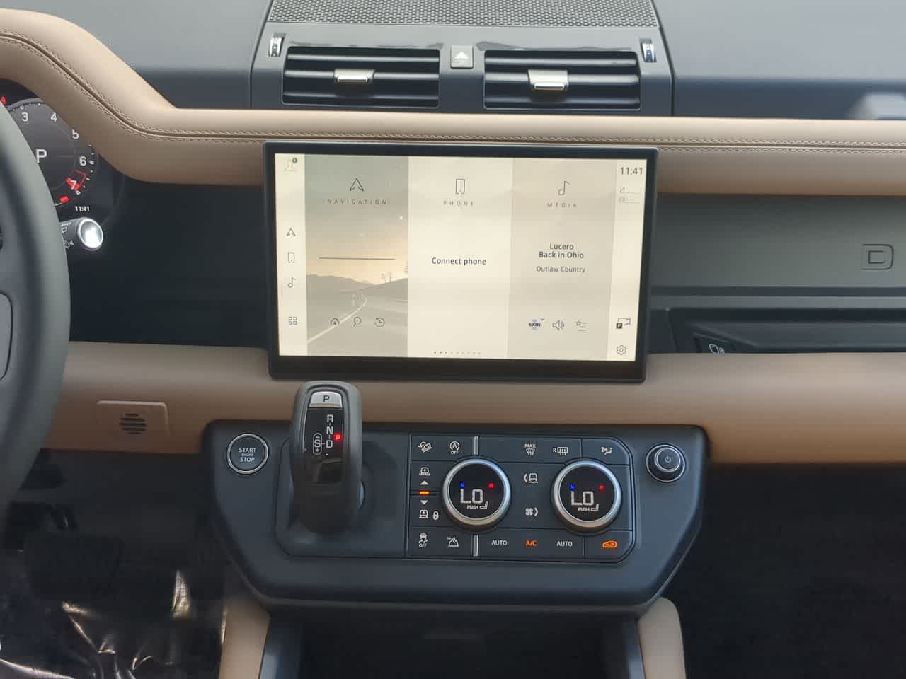 Thumbnail: 2025 Land Rover Defender - 30