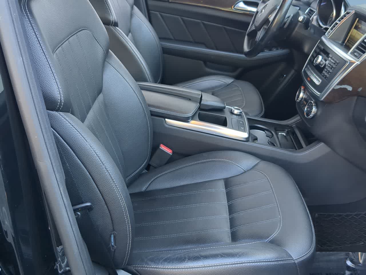 Thumbnail: 2015 Mercedes-Benz GL-Class - 24