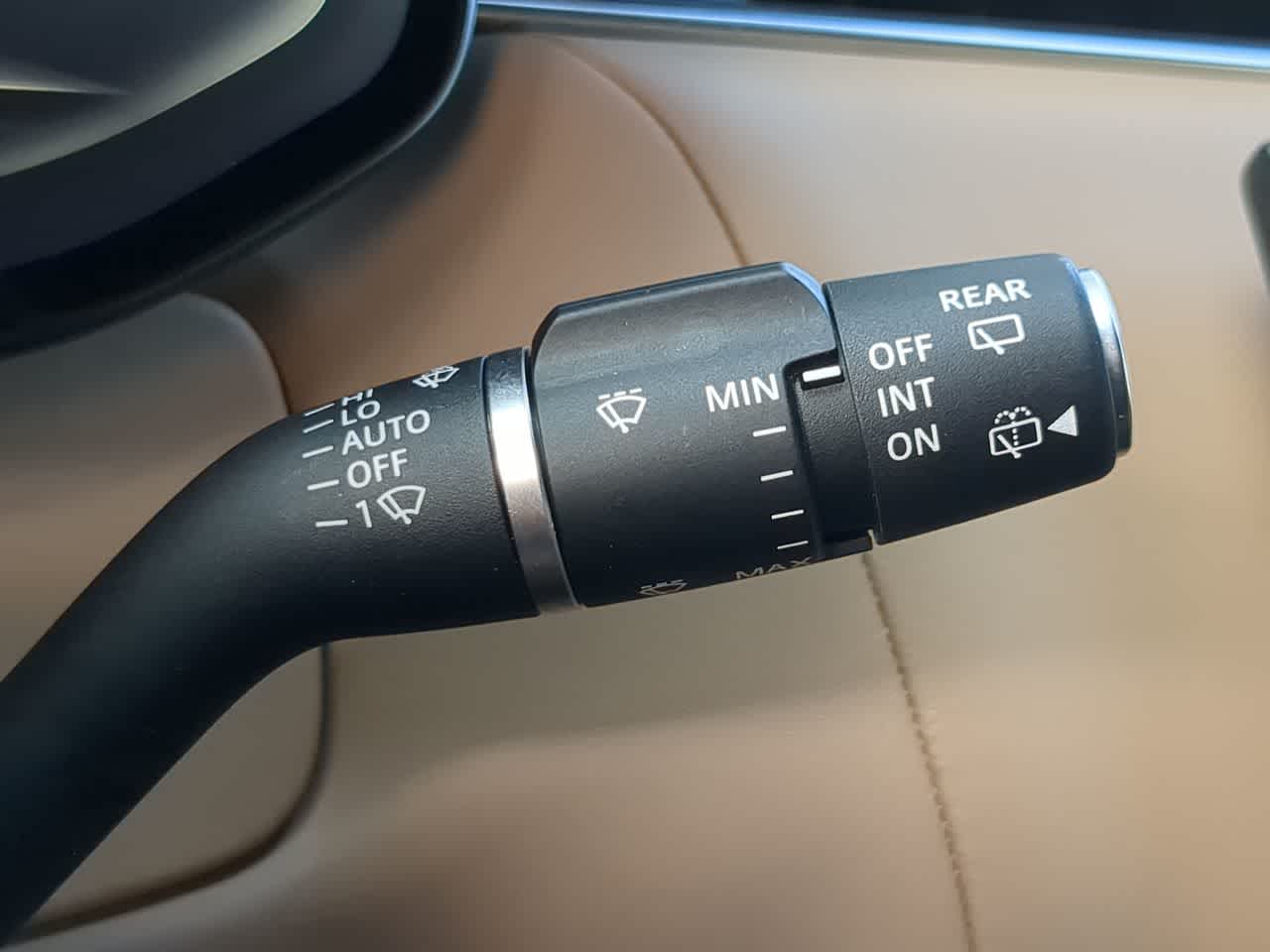 Thumbnail: 2025 Land Rover Range Rover Sport - 28