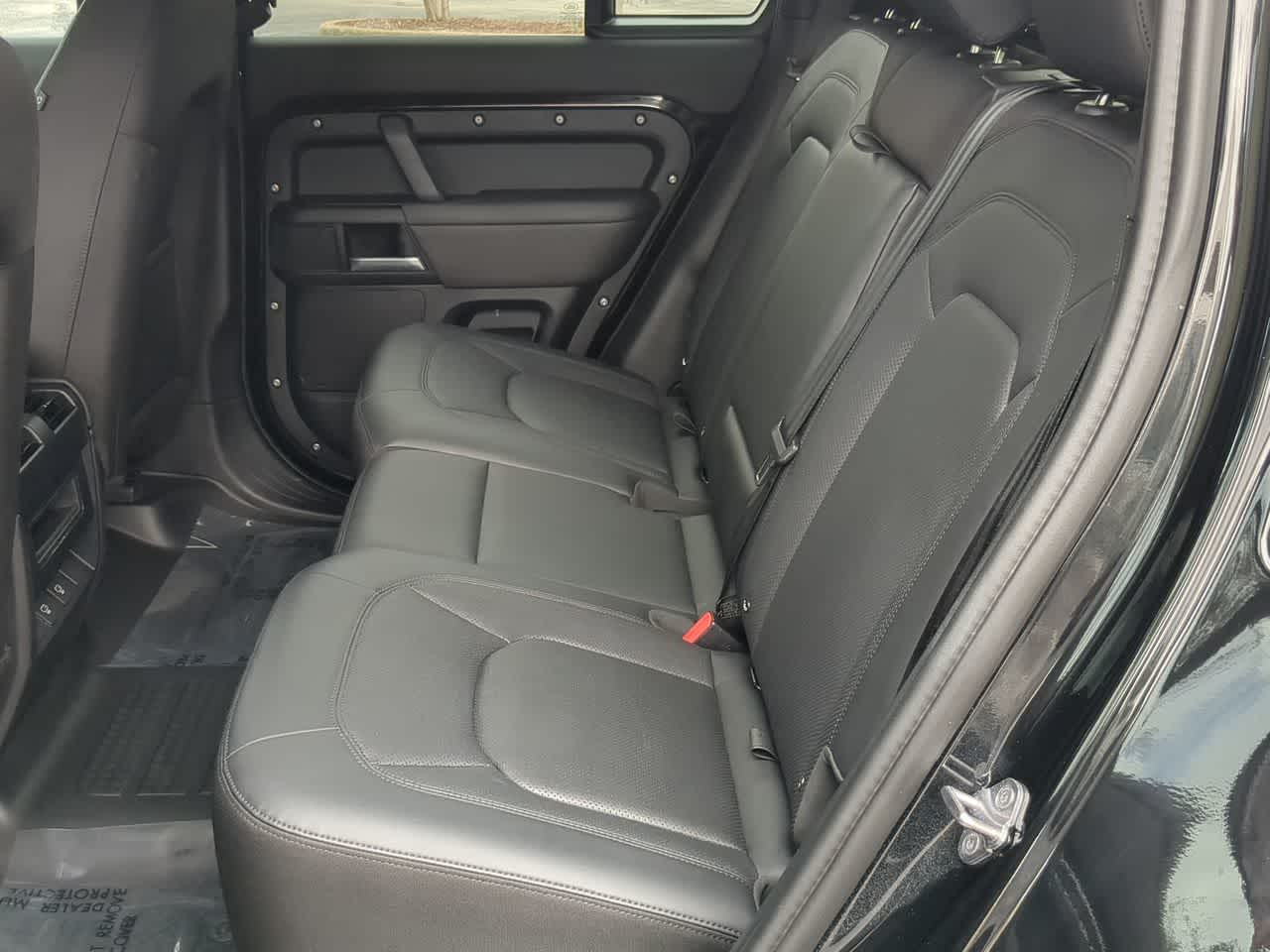 Thumbnail: 2025 Land Rover Defender - 20