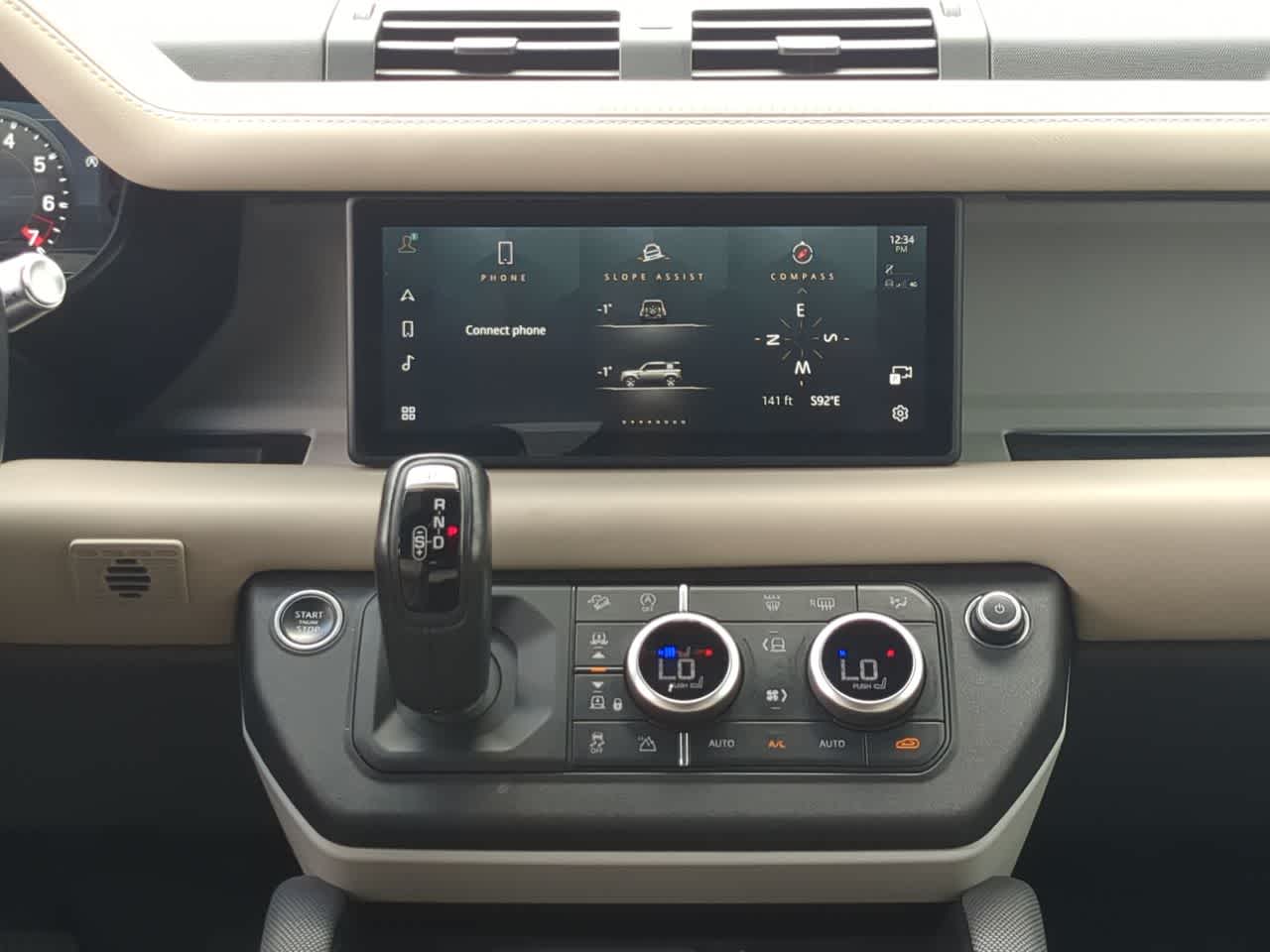 Thumbnail: 2022 Land Rover Defender - 27