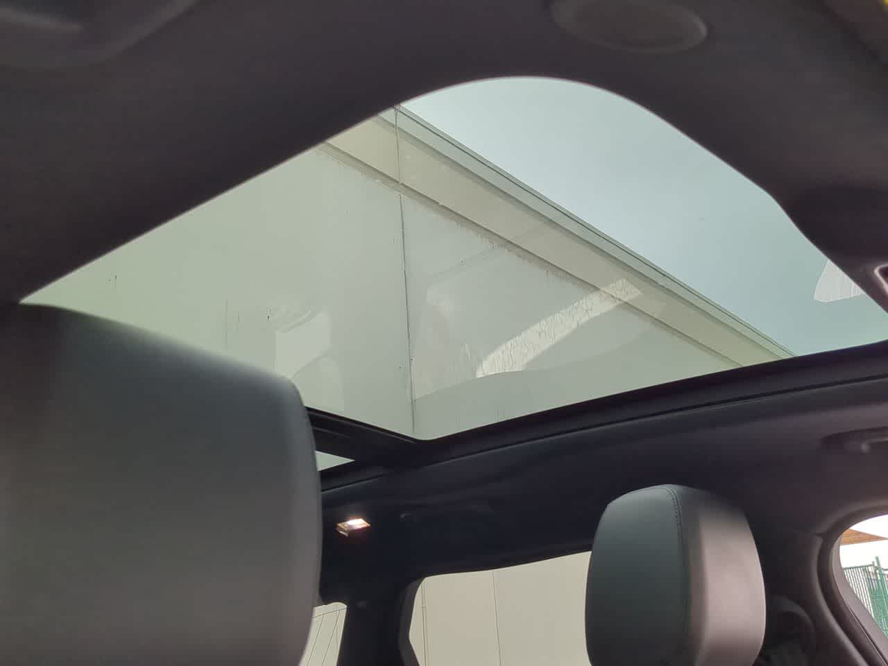 Thumbnail: 2024 Land Rover Range Rover Velar - 19