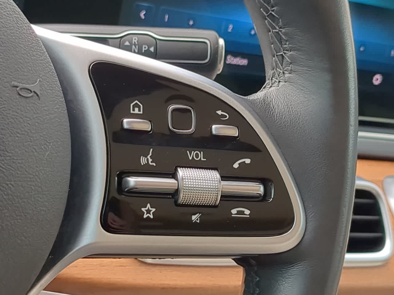 Thumbnail: 2020 Mercedes-Benz GLE - 26