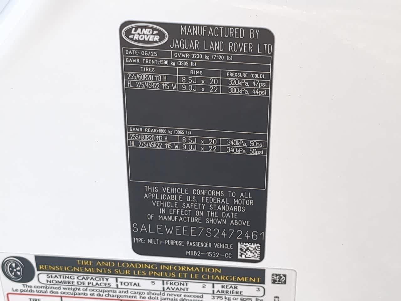 Thumbnail: 2025 Land Rover Defender - 39