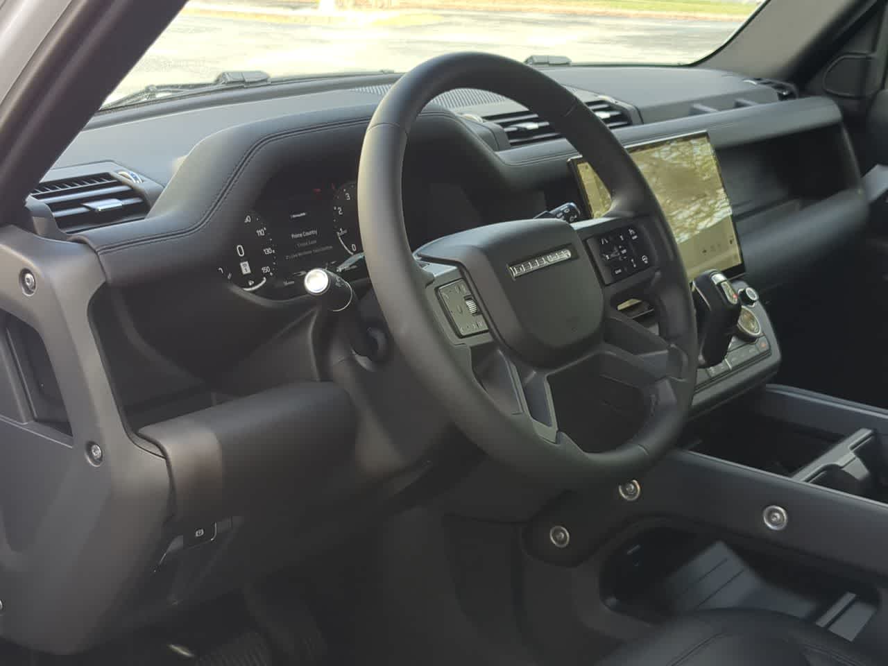 Thumbnail: 2026 Land Rover Defender - 10