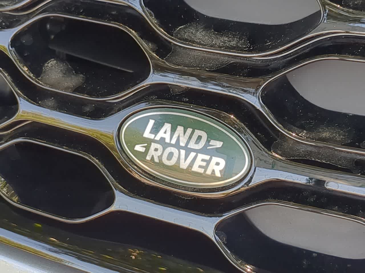 Thumbnail: 2025 Land Rover Discovery - 12