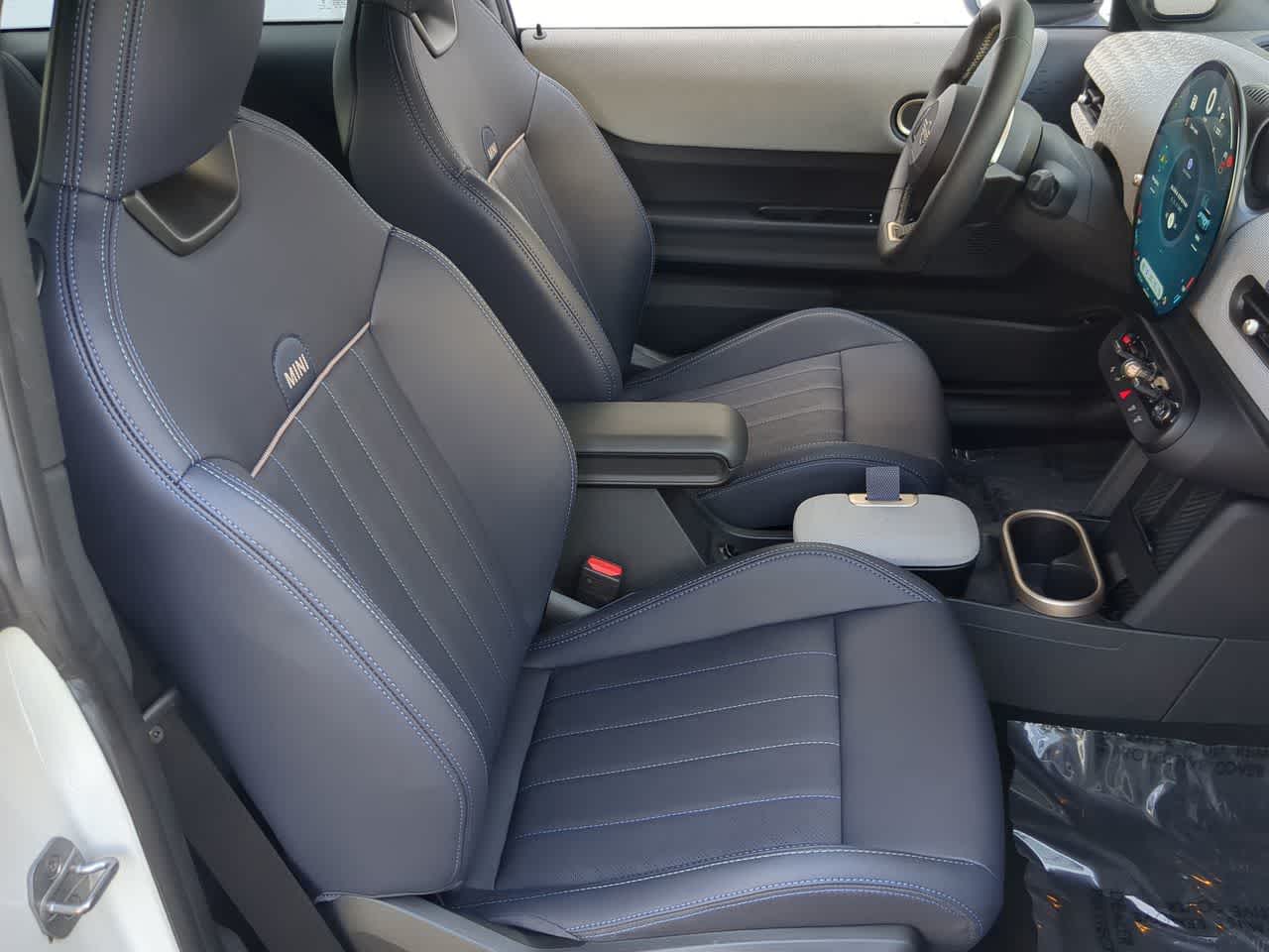 Thumbnail: 2025 MINI Cooper Hardtop - 23