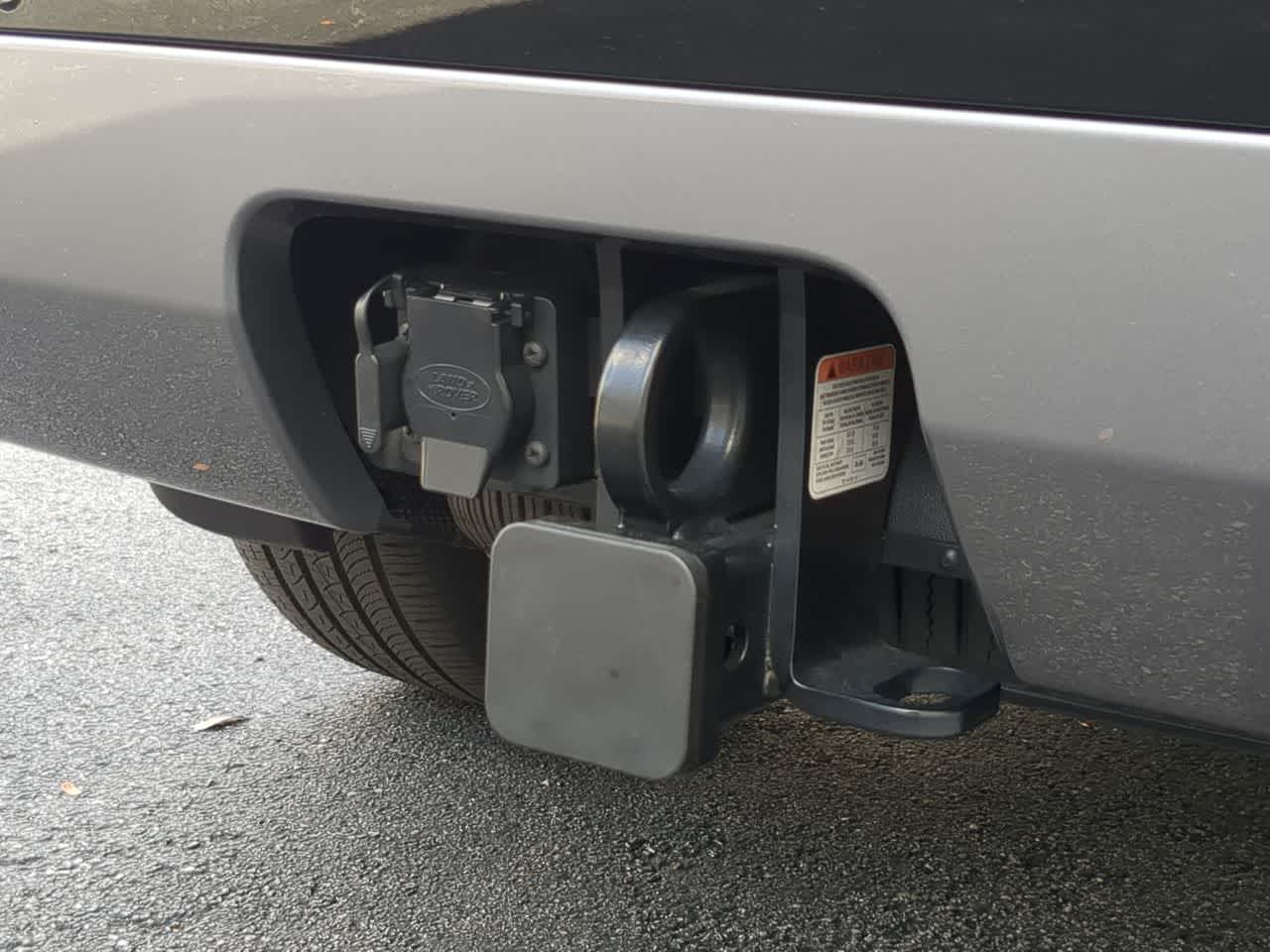 Thumbnail: 2025 Land Rover Discovery - 38