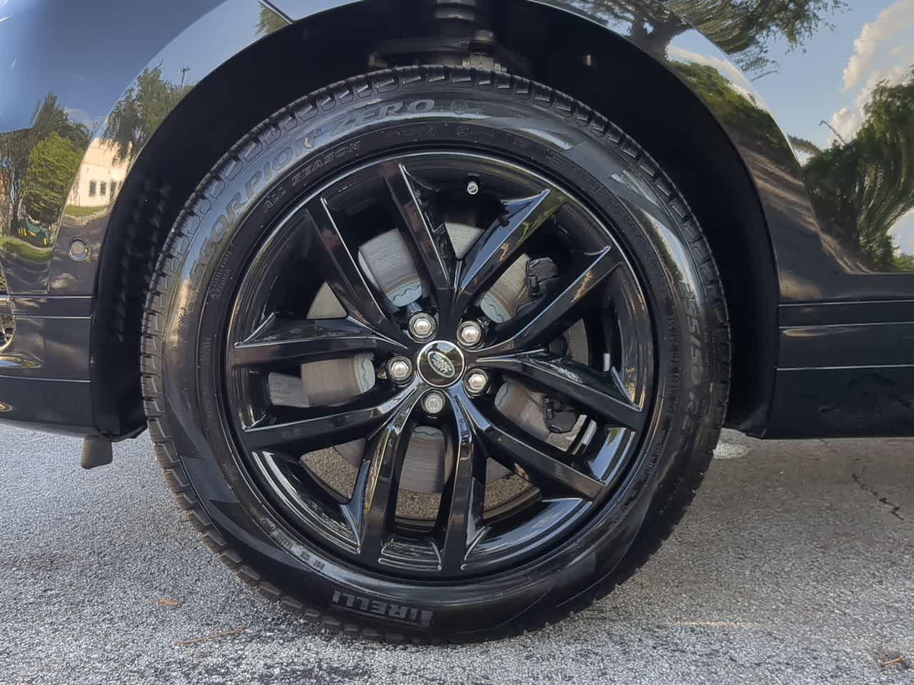 Thumbnail: 2026 Land Rover Range Rover Velar - 14