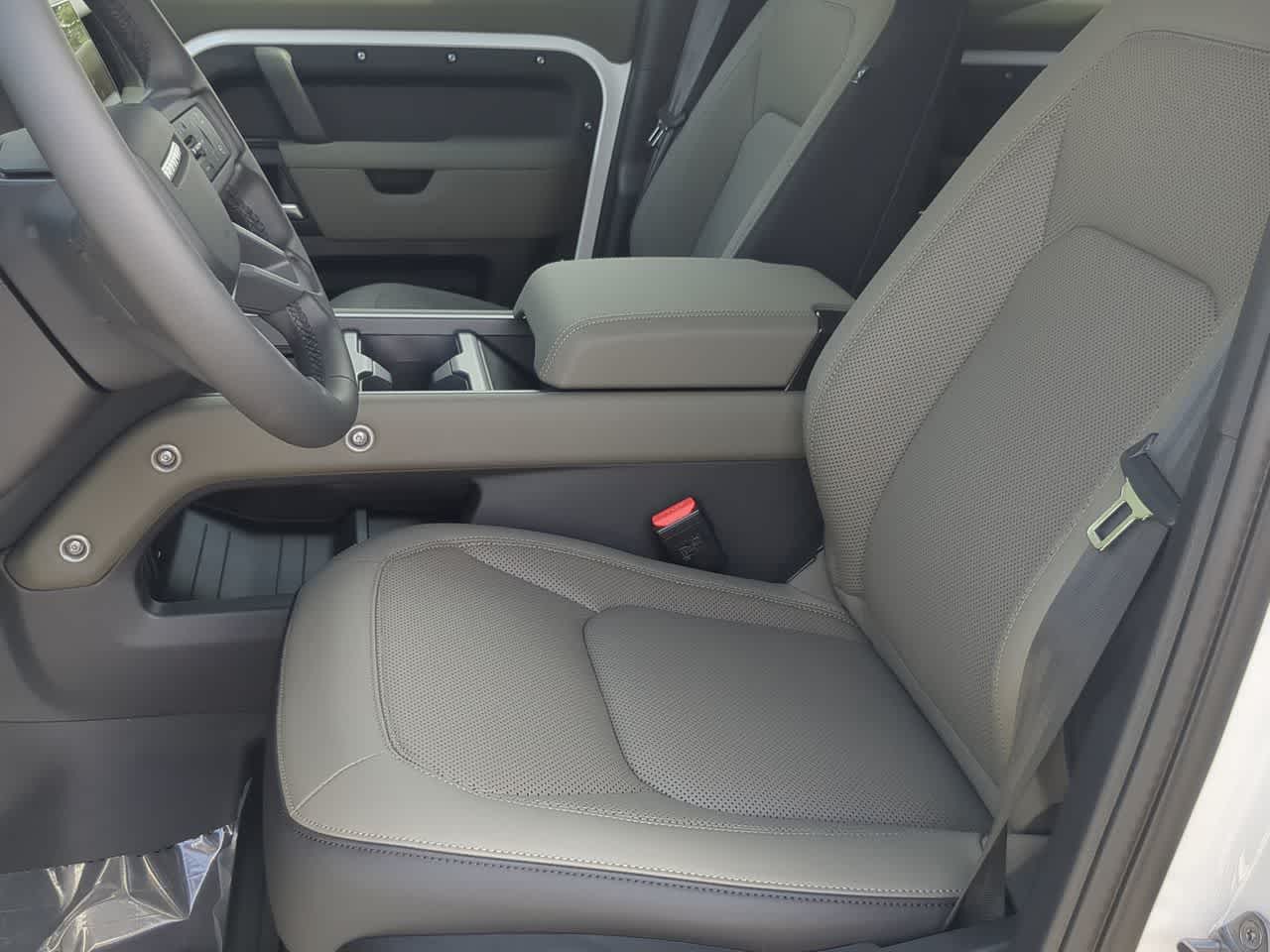 Thumbnail: 2026 Land Rover Defender - 16