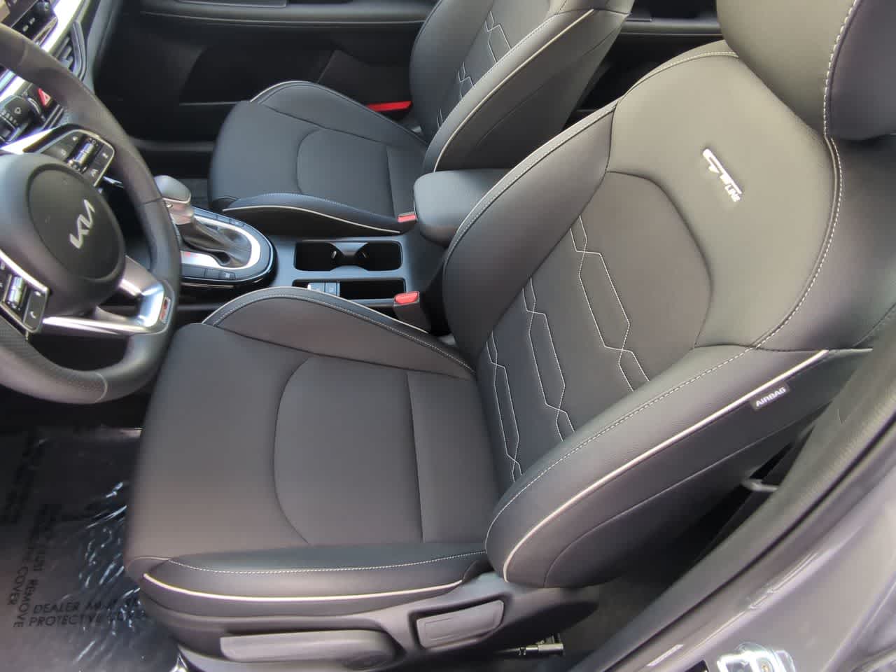 Thumbnail: 2023 Kia Forte - 17