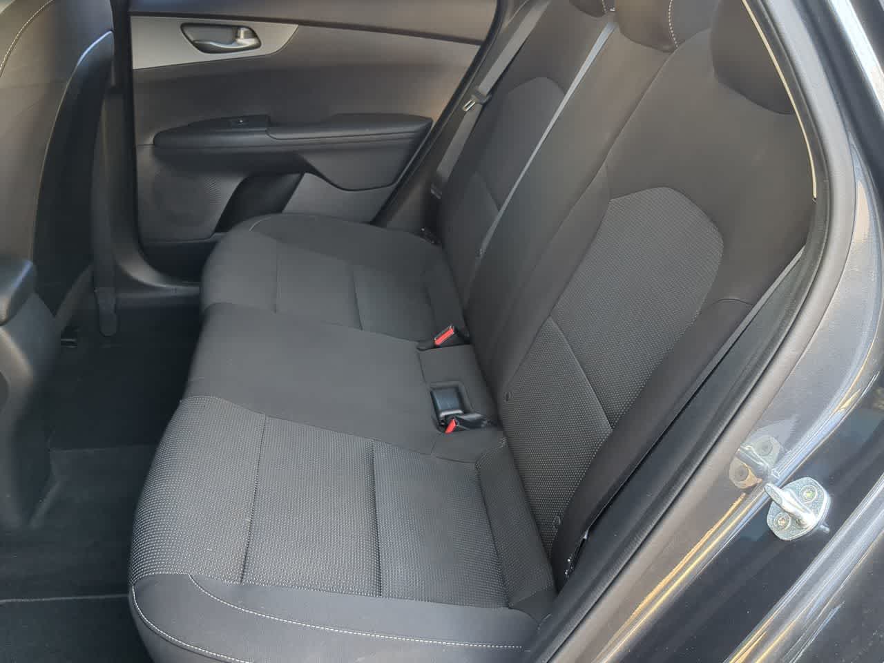 Thumbnail: 2020 Kia Forte - 18