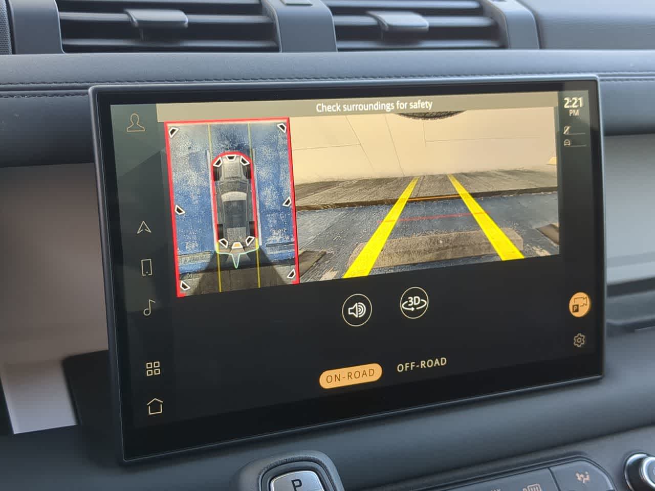 Thumbnail: 2025 Land Rover Defender - 31