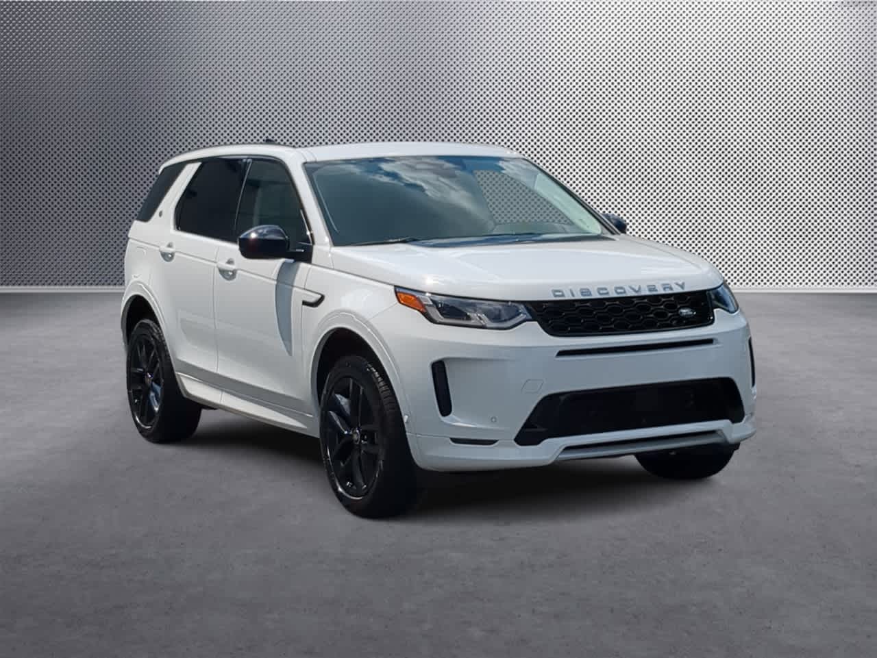 2025 Land Rover Discovery Sport S photo 2