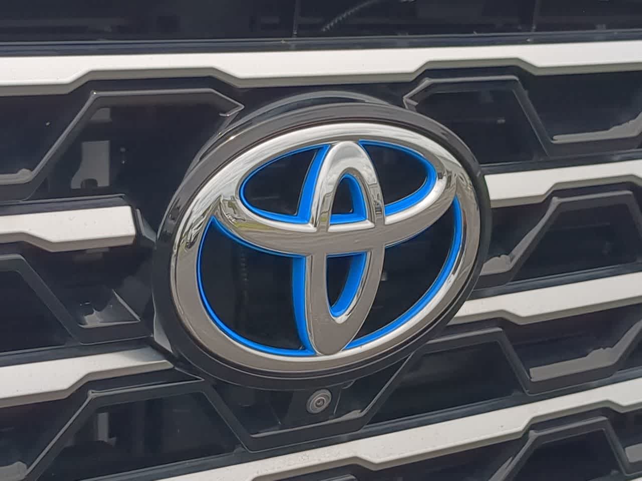 Thumbnail: 2024 Toyota Tundra - 12